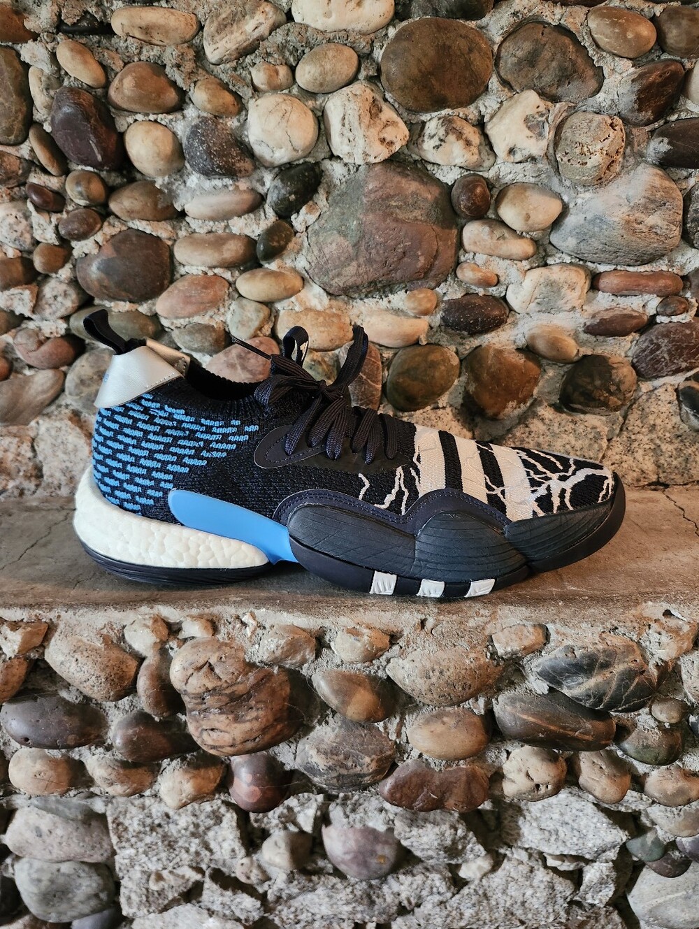 Adidas Trae Young 2.0 Legend
